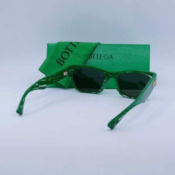 ?️ New Bottega Veneta BV1143S 004 Sunglasses - Green/White Frame, Green Lenses main image 9